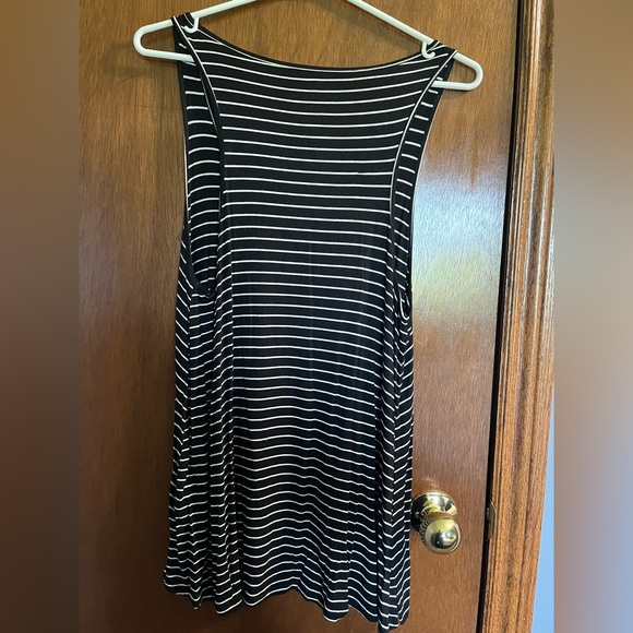 American Eagle Soft and Sexy Black and White Stripped Tank Top Size M - Picture 3 of 3